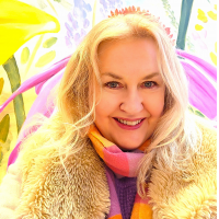 Album a l'etage by Suzanna Ross